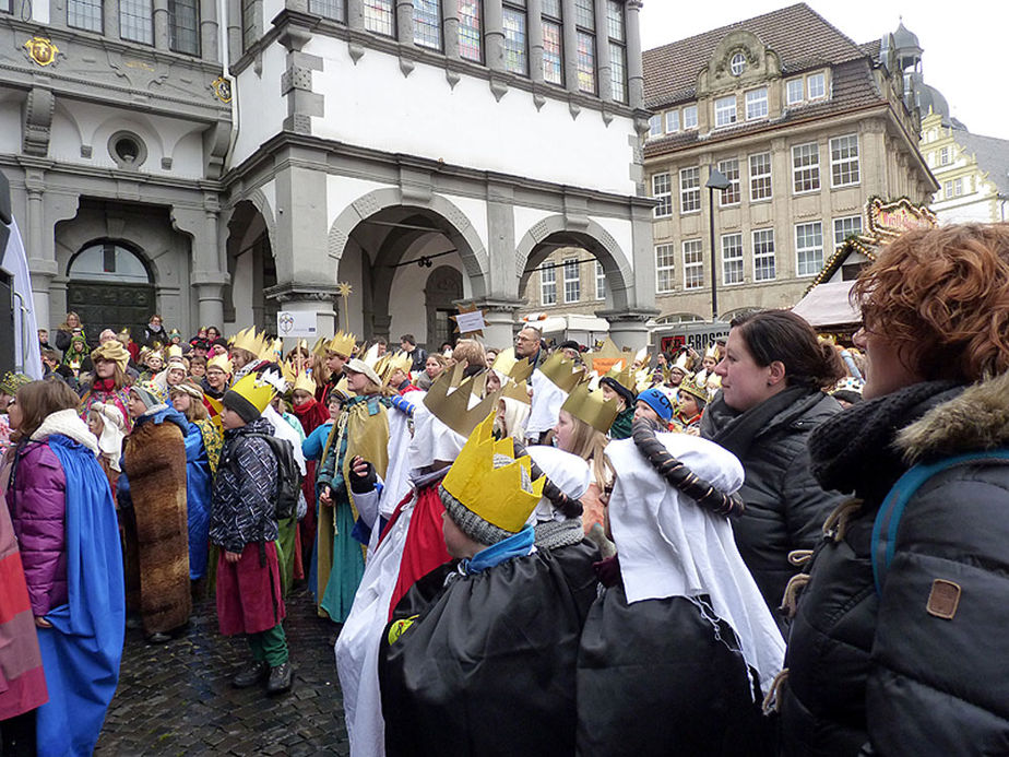 Bundesweite Eröffnung der Sternsingeraktion in Paderborn (Foto: Karl-Franz Thiede)